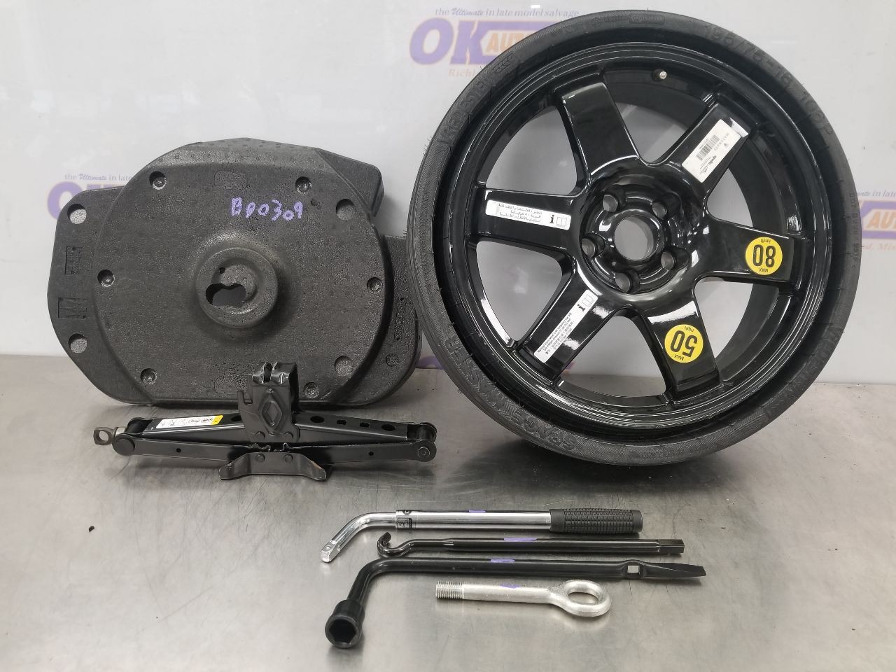 Maserati Levante Spare tires Set Black