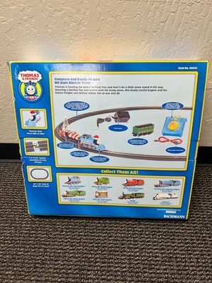 Bachmann Thomas & Friends HO Scale Holiday Special Starter Set