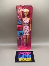 Vintage 2001 Mattel  Shoes Galore Barbie  #53...
