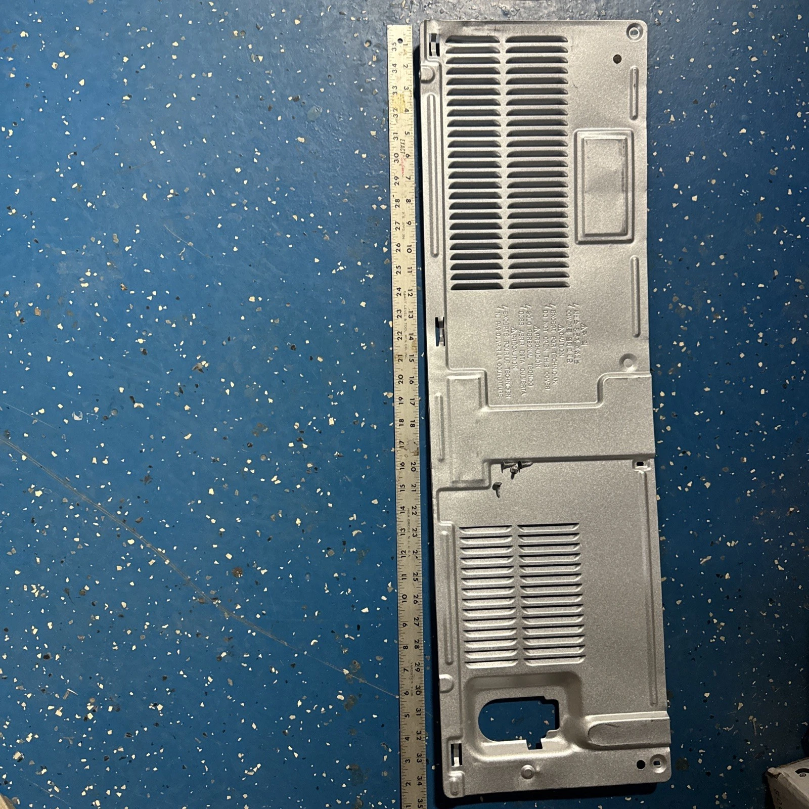 LG Smart Refrigerator LCFC26XSS: Compressor Metal Base 35” with Screws (4)
Opens in a new window or
