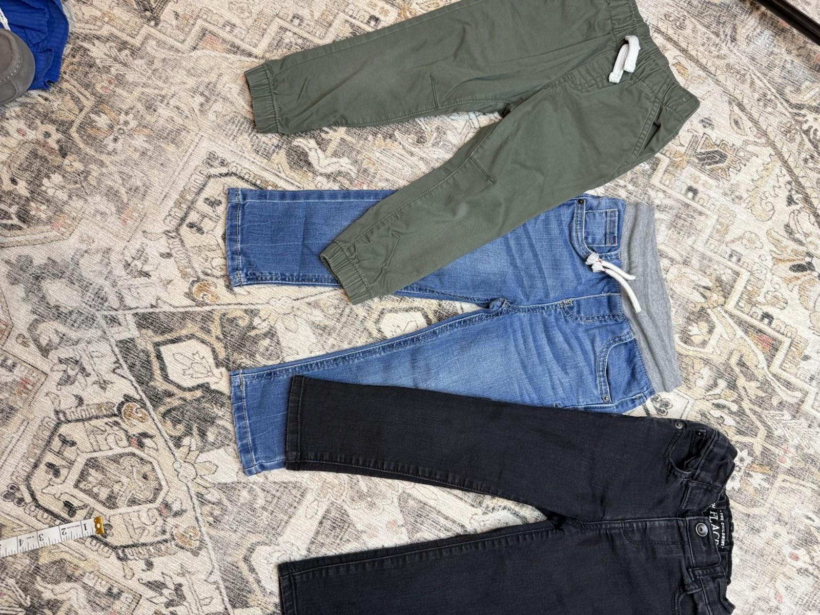 /joggers Boy's Size 3t/3y  Cat And Jack And Children&rsquo;s Pla