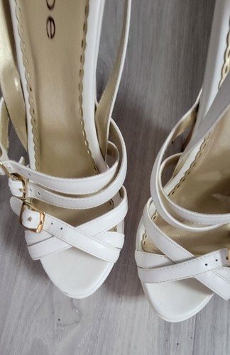 Bebe Wedges - Picture 3 of 8