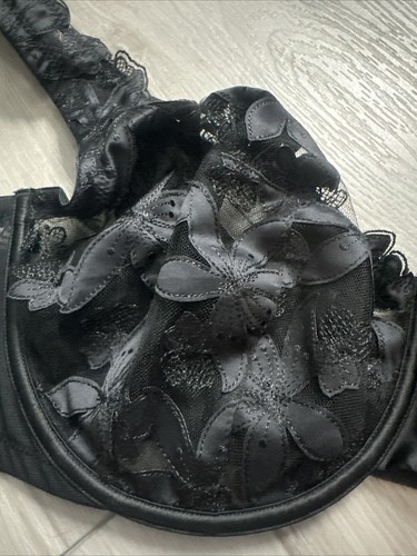 Victoria's Secret Black Lace Mesh Floral 44D Very Sexy Unlined Low Cut Demi Bra - Picture 5 of 10
