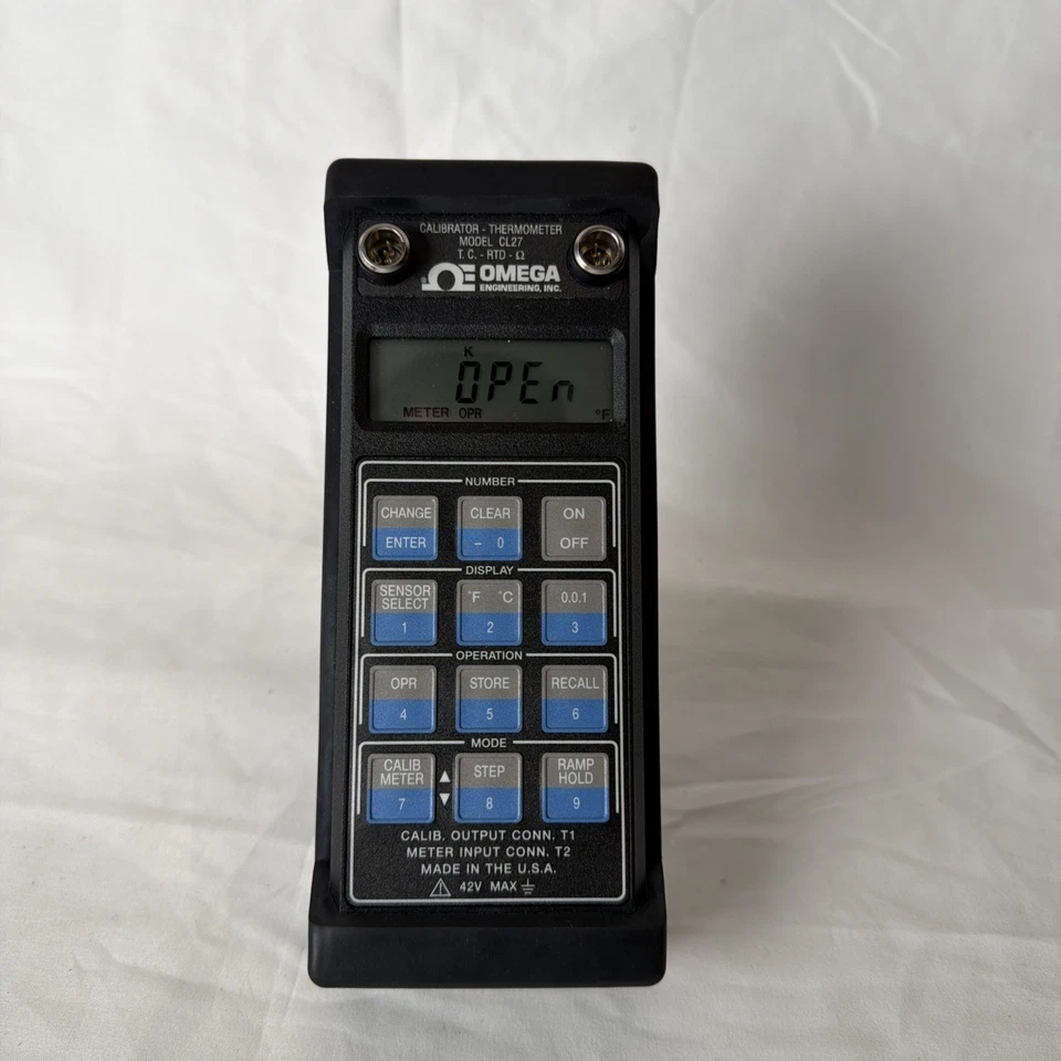 OMEGA Ingeniería Calibrador Termómetro Modelo CL27 con Estuche y Accesorios Foto 3 de 4