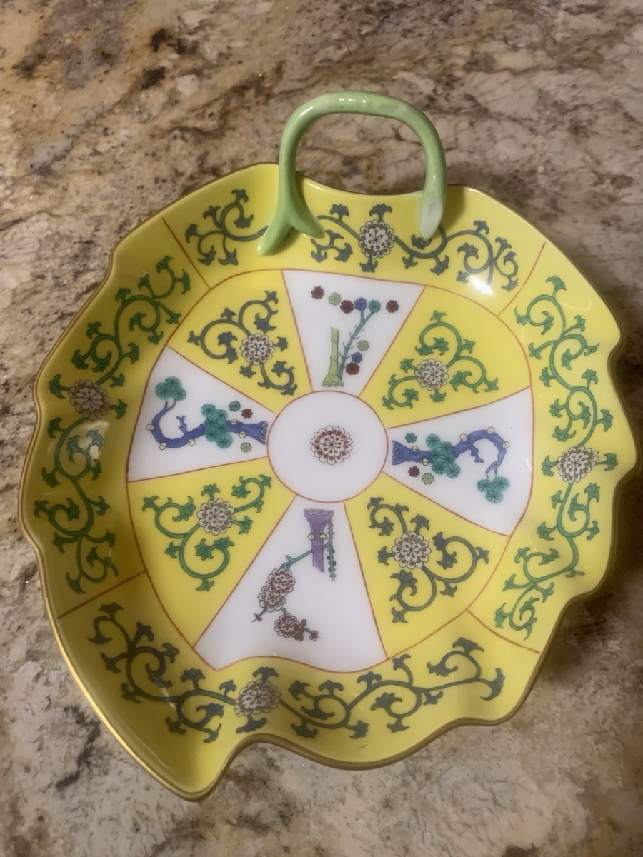 Herend Hungary Deepleaf Dish Yellow Dynasty 8” X 7” Hand painted