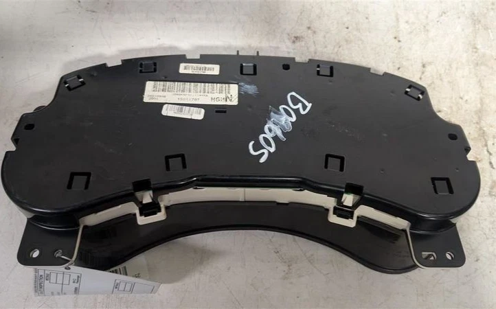 2005 Chevrolet Trailblazer  Instrument Cluster Speedometer 15241707 128,367 Mi Foto 2 de 4