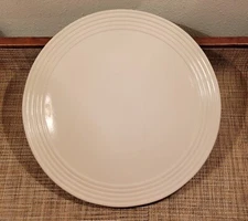 Pampered Chef Large Round Platter – New Traditions 13 11/16” in diameter