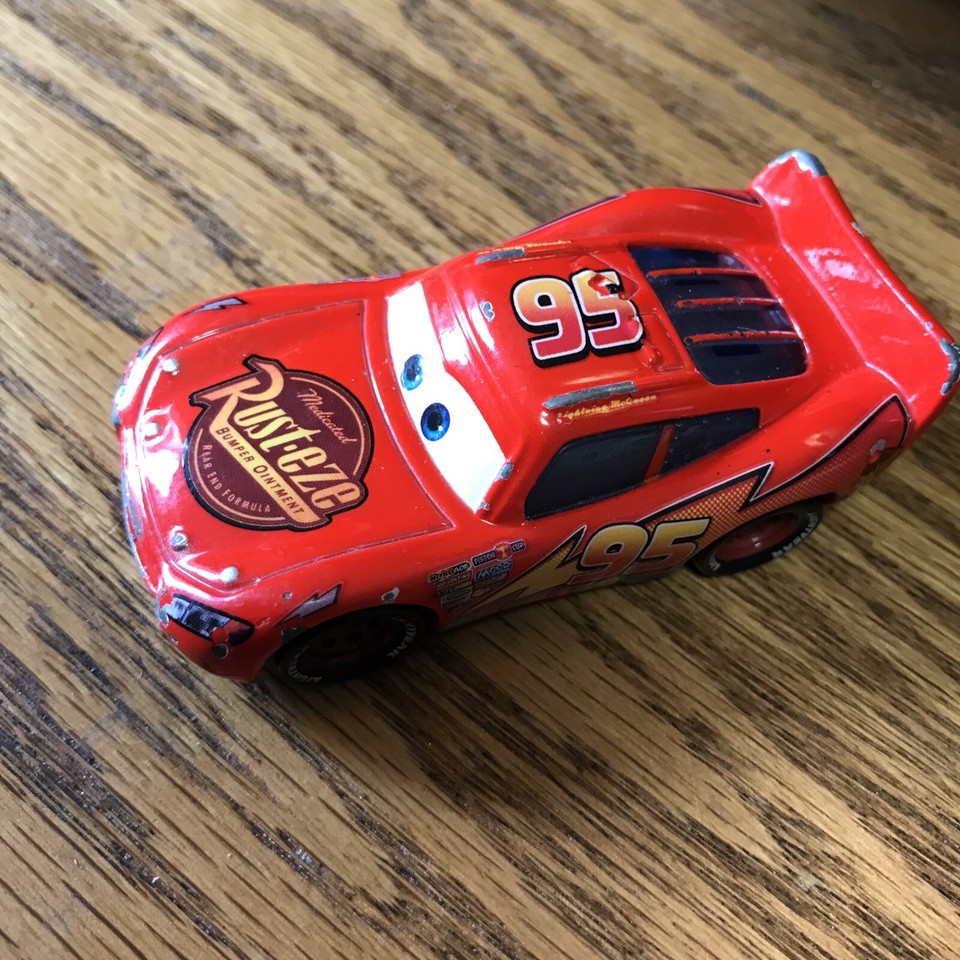 Lightning McQueen Rust-Eze 95 Racer Piston Cup Pixar Diecast Die Cast ...