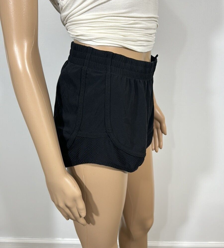 Lucy Women's Black 3" Running Short Size M Gym Fitness - Picture 2 of 7