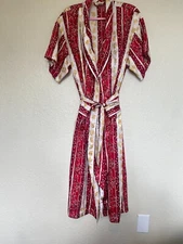 Victoria's Secret Vintage Gold Label Floral gold red Short Sleeves Robe M/L Y2k