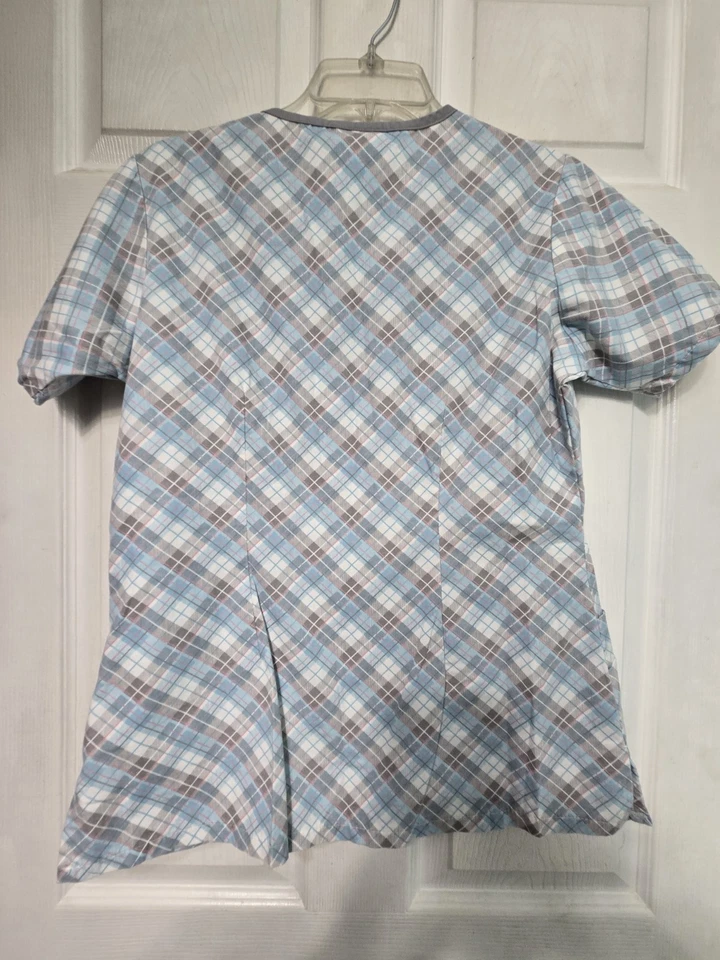 Blusa Médica UA Talla S-Gris/Azul/Blanco a Cuadros con 3 bolsillos-Pecho 21"/L 25" Foto 2 de 4