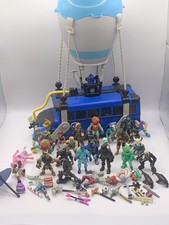 Pacchetto minifigure Fortnite Battle Royale 2" con armi e bus da battaglia