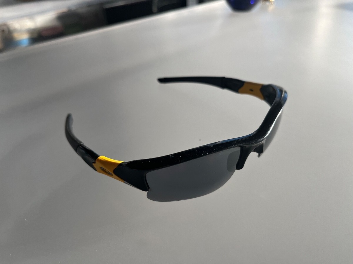 【限定品】LIVESTRONG FLACK JACKET 度入りレンズ付き OAKLEYオークリーサングラス LIVESTRONG FLAKJACKET(ライブストロング