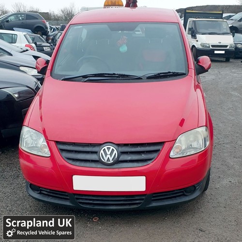 VW FOX 2005-2011 1.2 'Urban' Petrol Manual 2-Door Red 55BHP - Fuse x4 - Picture 2 of 3