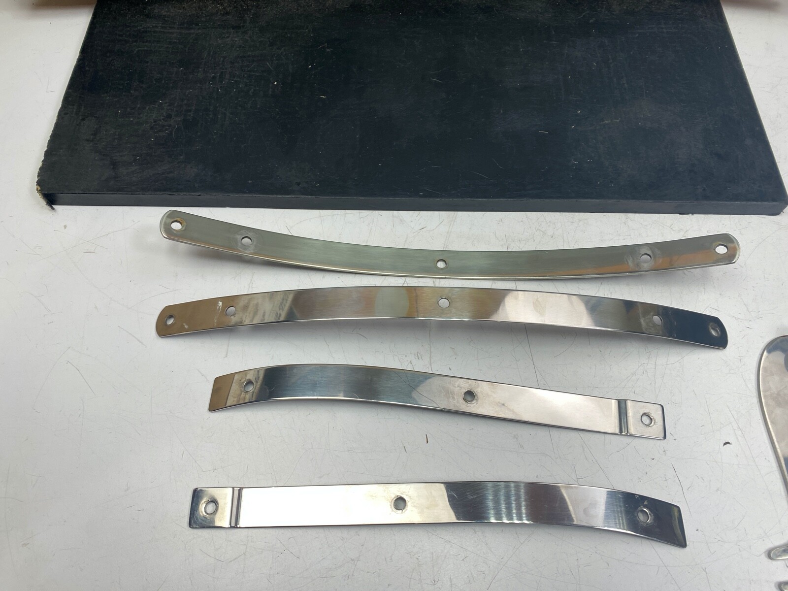 🔥8817 OEM Harley Windshield Hardware Only Compact Dyna OEM🔥 eBay