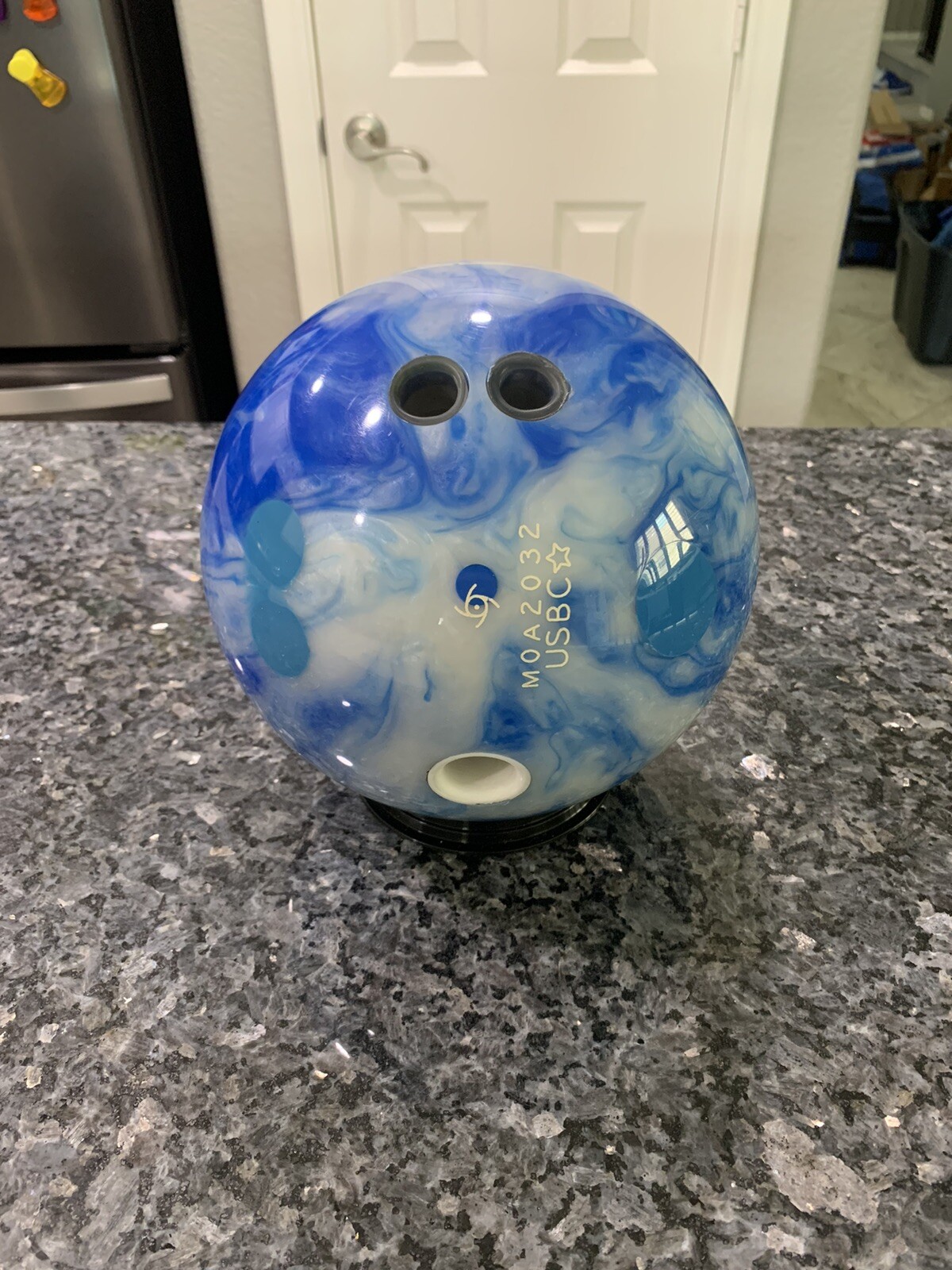 Used Storm Ice Bowling Ball 15lbs