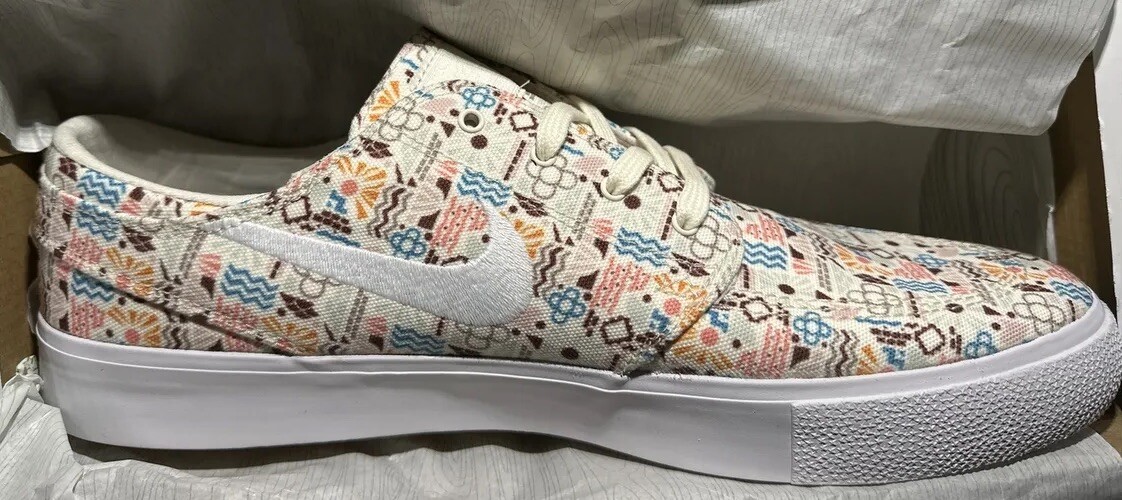 NIKE SB ZOOM STEFAN JANOSKI CANVAS RM PREMIUM Cashmere White NIKE SB ZOOM STEFAN JANOSKI CANVAS RM PREMIUM Cashmere White