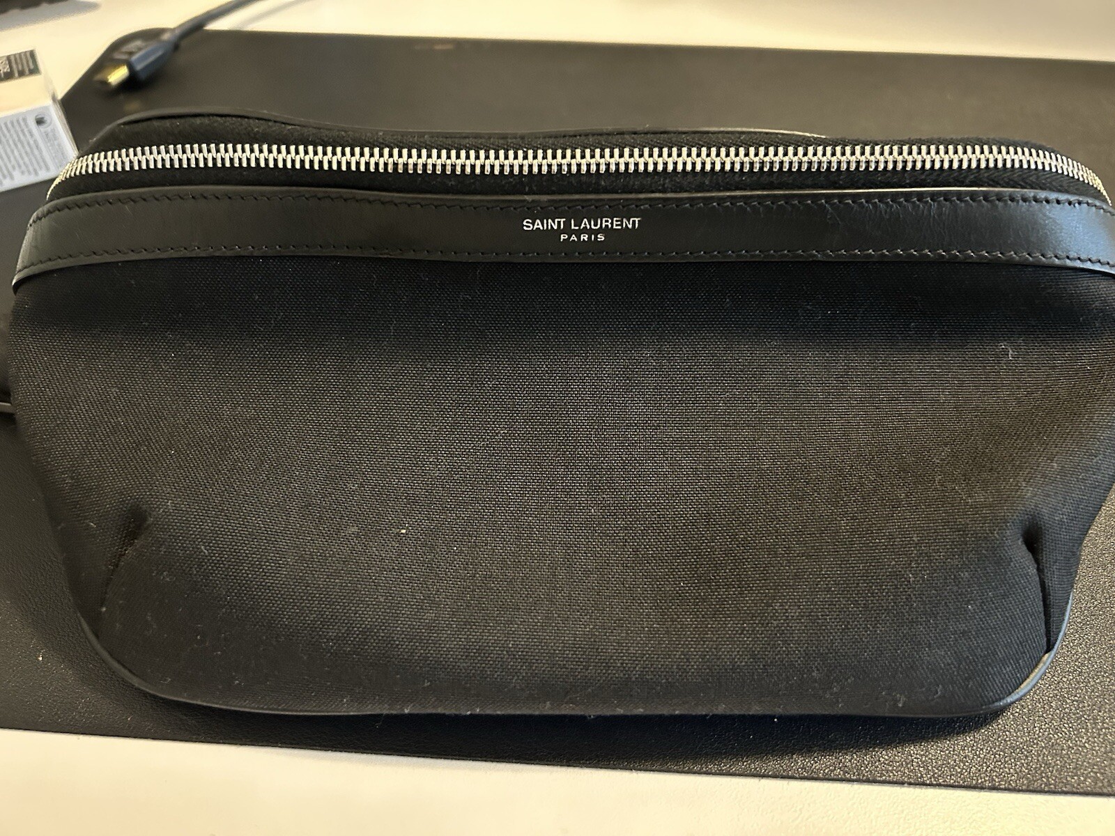Saint Laurent BORSA A TRACOLLA CLASSICA IN TELA NERA (San Marsupio)