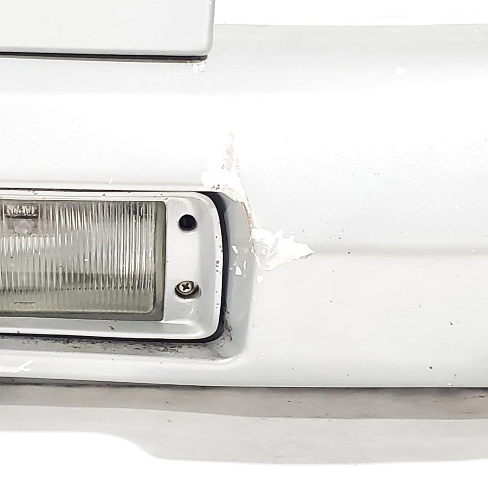 Parachoques delantero completo Starion Conquest Chrysler 1984 1989 OEM necesita pintura Foto 4 de 4