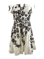 Xscape Women's Embroidered Fit & Flare Dress (6, Ivory/Black)