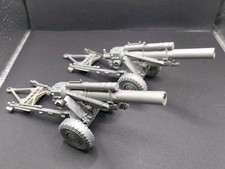 2 MARX BATTLEGROUND PLAYSET VINTAGE SHELL FIRING HOWITZER CANNONS BREECH LOADING