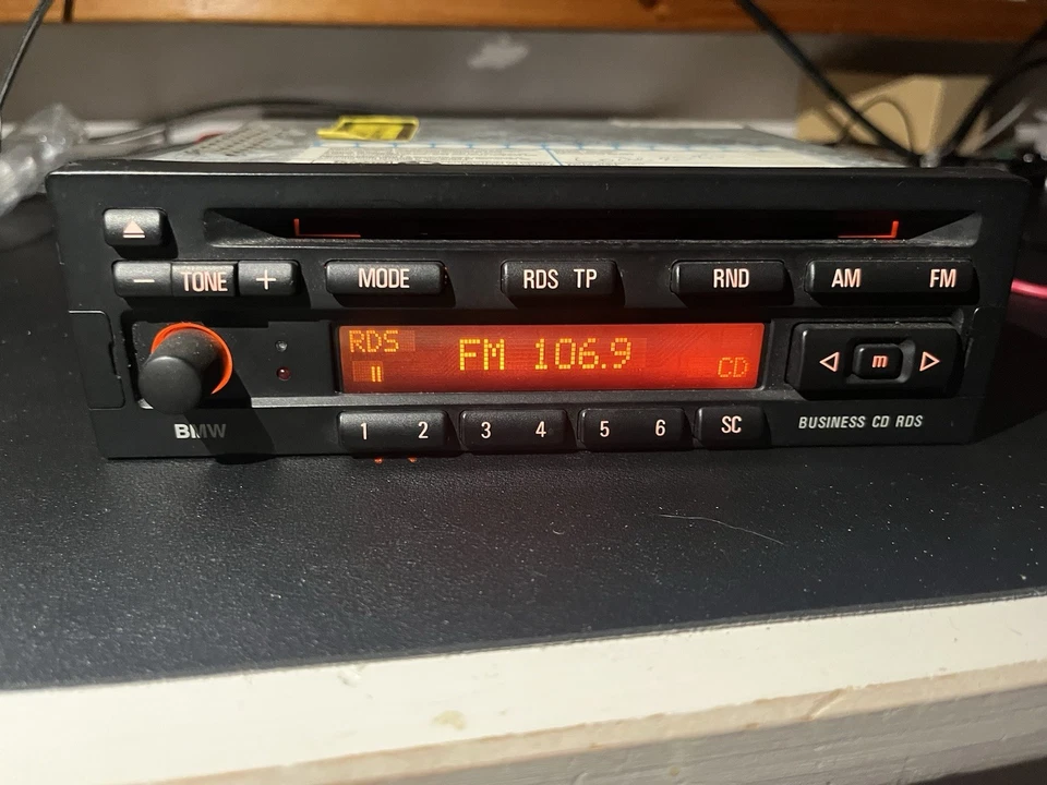 BMW Business CD23 mit integriertem Bluetooth Modul - Bild 2 von 4