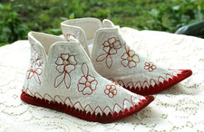Vintage Made in Japan 1950's Geisha Pearls Ladies' Bootie Slipper Small