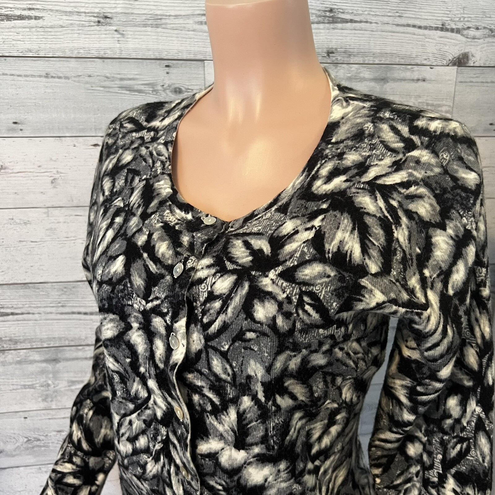 Classic Elements Medium Neutral Acrylic Cardigan … - image 10