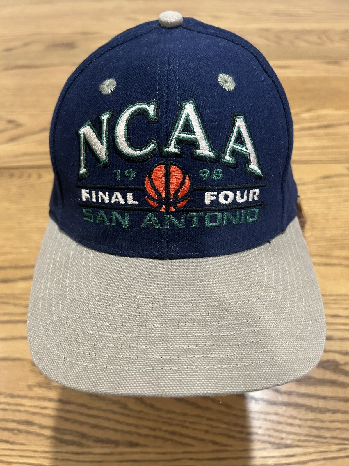 1998 NCAA Final Four Vintage Snap Back Hat. Kentucky/Utah/Stanford/N. Carolina.