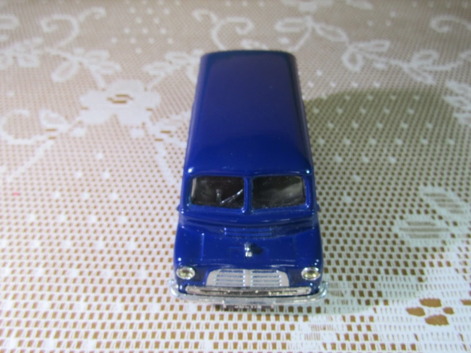263Z CORGI Classics D981/1 UK Bedford 10/12 CWT Van Pickfords Bleu 1:43 - Photo 4/4
