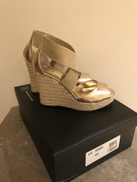 born devona platform wedge