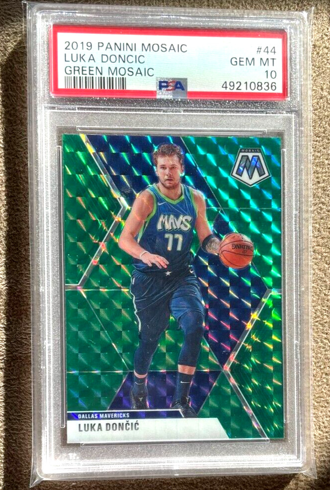 2019 Panini Mosaic Luka Doncic #44 Green Mosaic Prizm PSA 10 Gem Mint Card