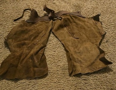 LEATHER COWBOY CHAPS WESTERN RIDING HORSE LEG BRUSH PROTECTION Bat Wing Antique