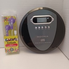 Insignia NS-P4112 Portable CD Player Compact Disc ESP Anti-Shock W/Earbuds Works