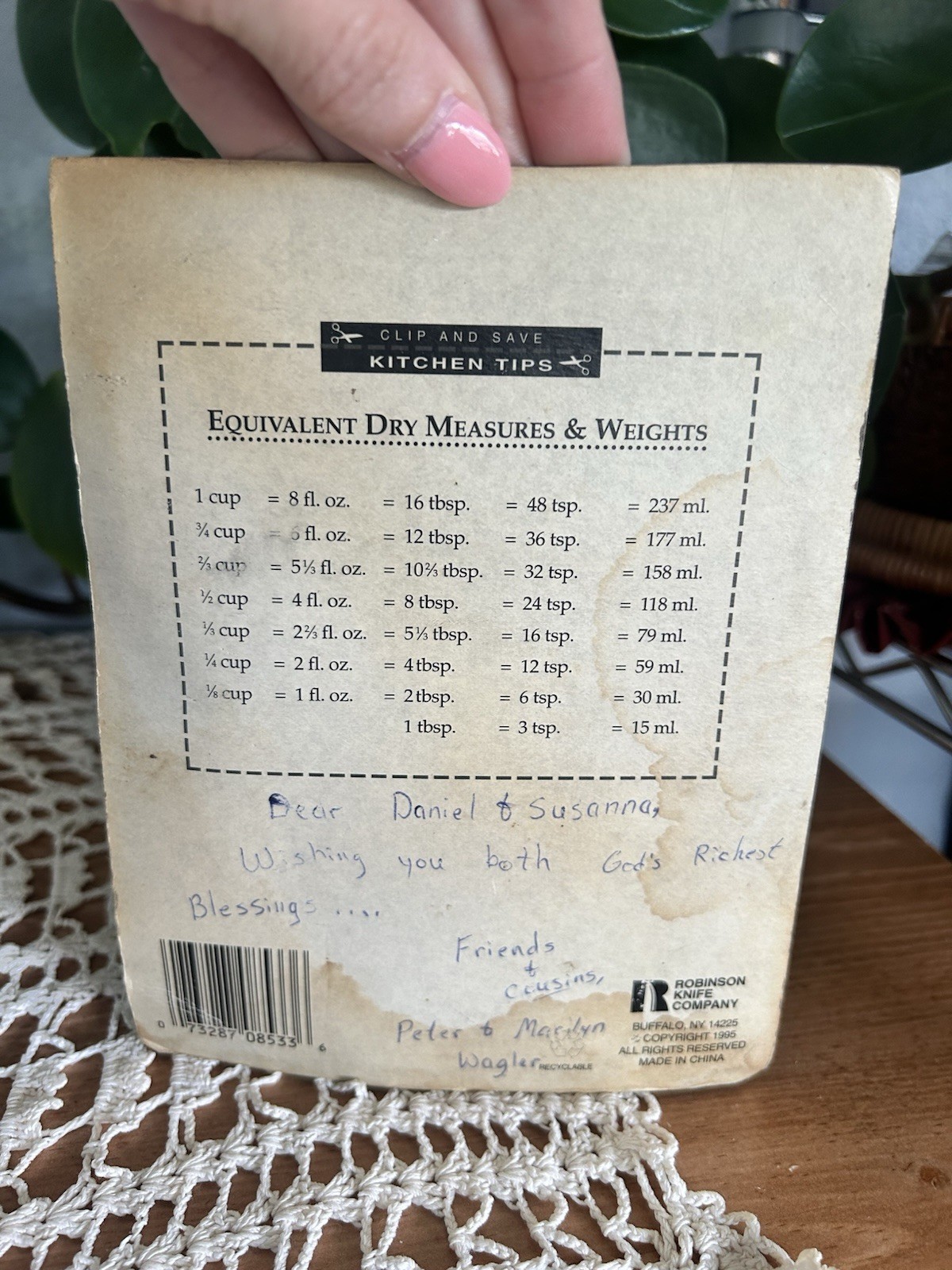 Vintage 1995  Robinson Knife Co Measuring Cup Set. NOS