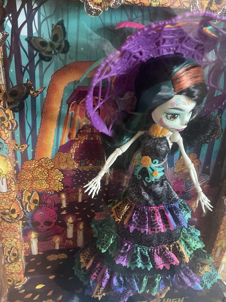 Monster High Skelita Calaveras Howliday Doll - Dia De Muertos 2024 - New, Boxed - Image 4 of 4