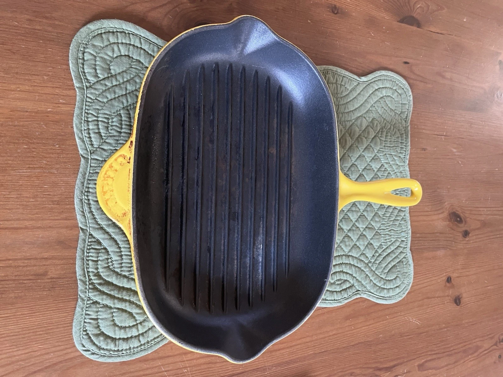 Vintage LE CREUSET #32 Oval Cast Iron Grill Skillet Pan Yellow France