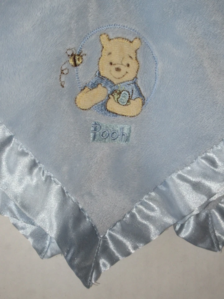 Manta de seguridad Winnie The Pooh Lovey azul felpa satinado sonajero juguete para bebé 2008 Foto 4 de 4