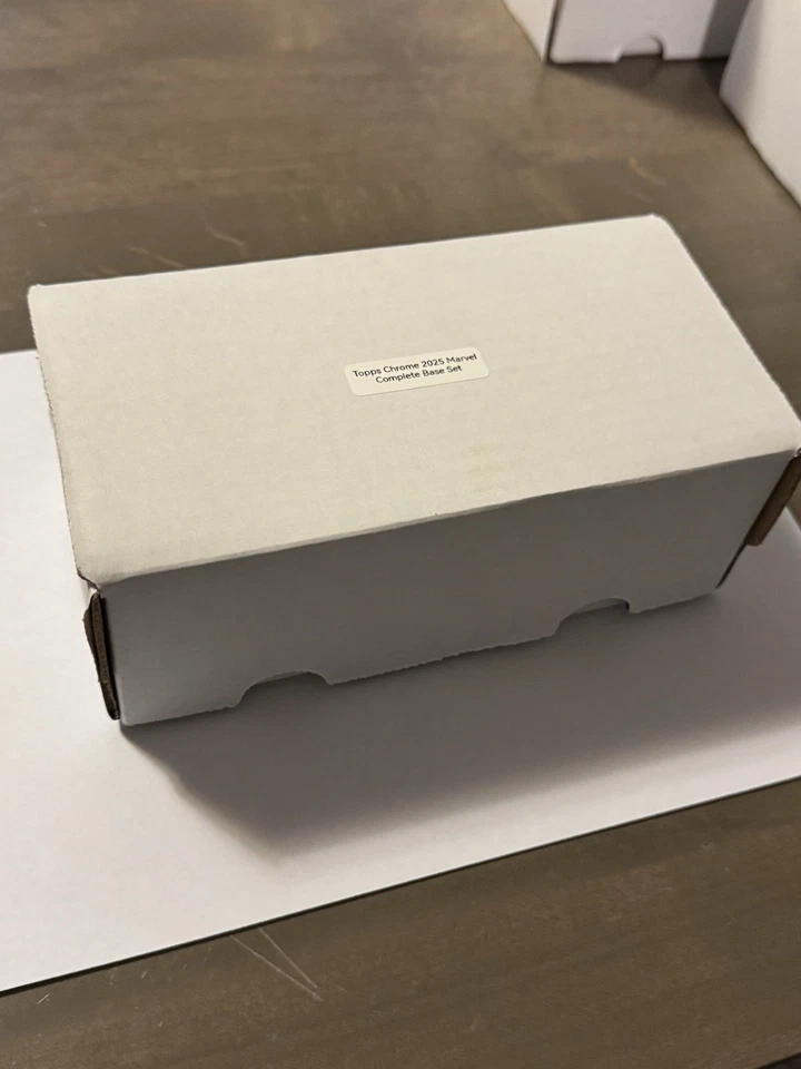 Topps Chrome 2025 Marvel Complete 200 Card Base Set - Image 3 of 4