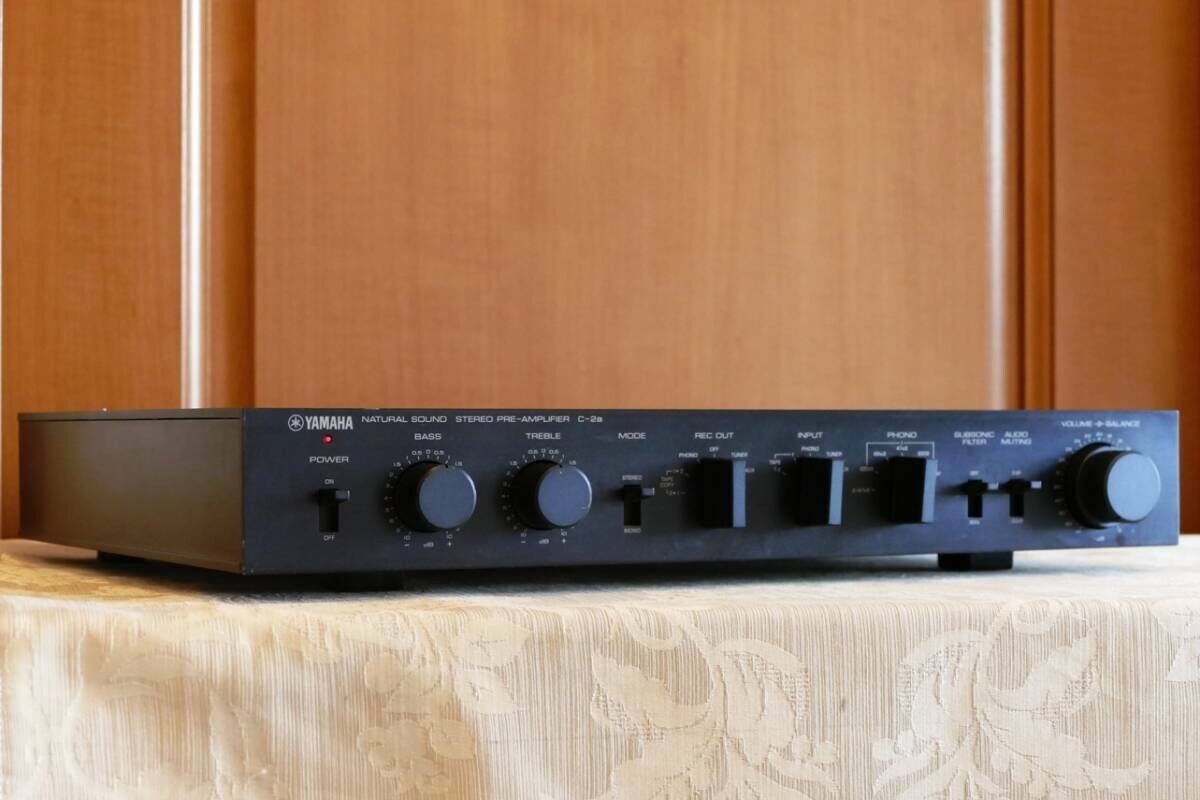 ひ*ら様 ＹＡＭＡＨＡ　Ｃ-２ａ 　ＮＡＴＵＲＡＬ　ＳＯＵＮＤ　プリアンプ Yamaha C-2A Preamplifier Natural Sound Stereo Control Amplifier