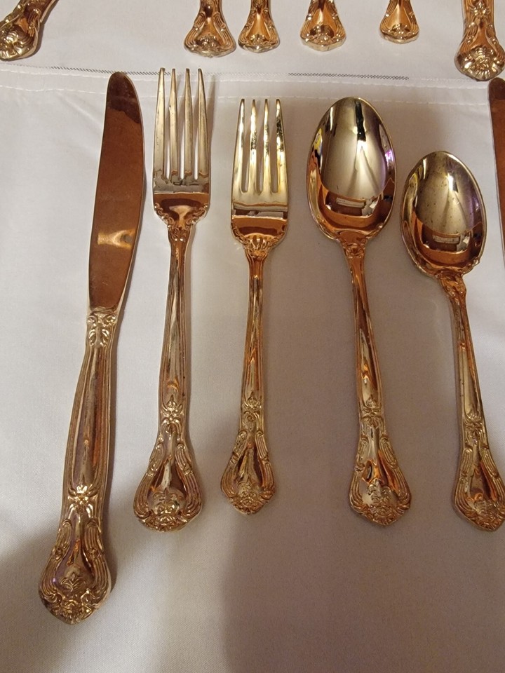 Godinger Gold Plated Flatware Silverware Set Serves 6 Plus Serving