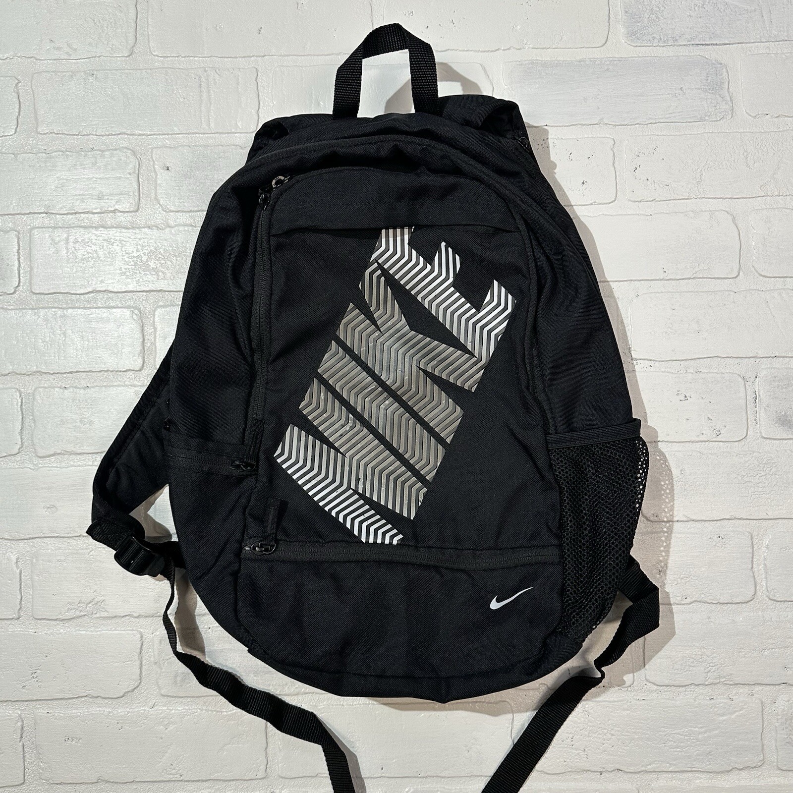 Nike Black Backpack Logo Spellout Vintage Y2K 90s *Read