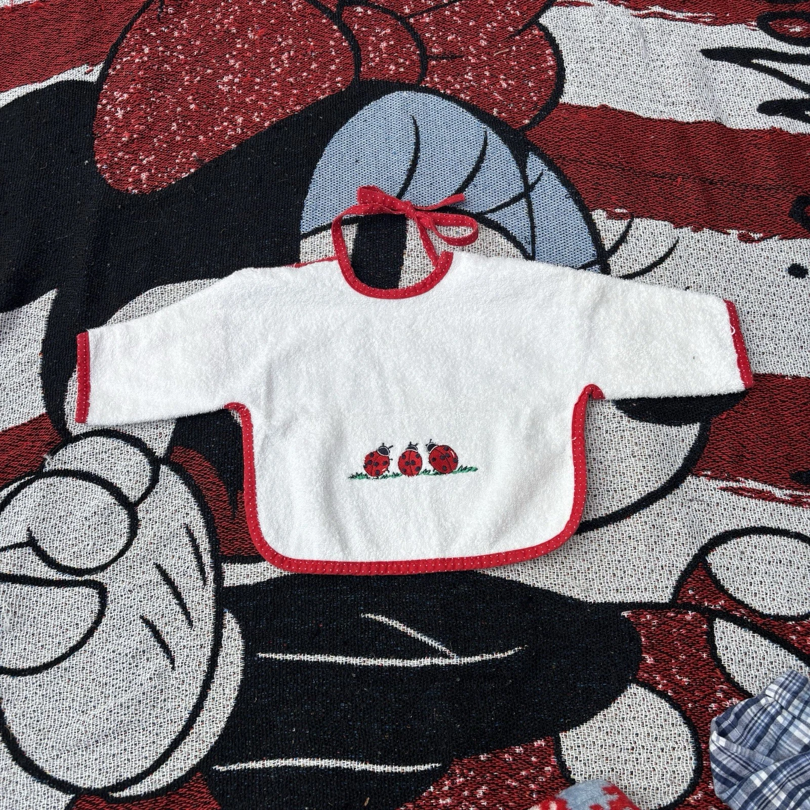 VINTAGE TERRY CLOTH LADYBUG GRAPHIC SHIRT BIB BABY CUTE! RARE 100% COTTON