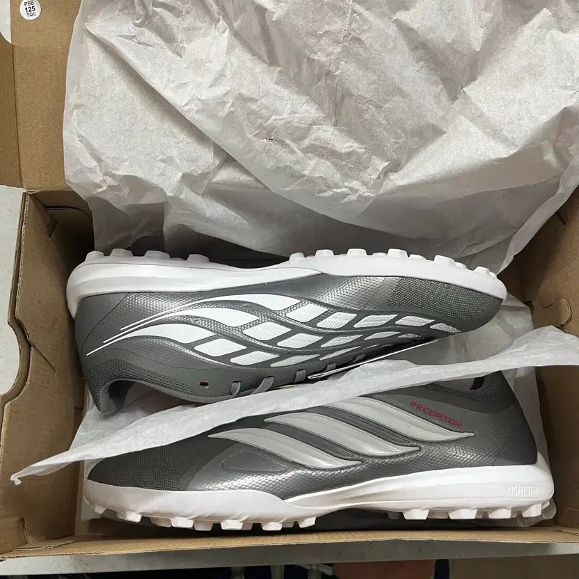 Adidas Predator League TF Soccer Shoes thumbnail 4