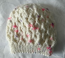 New Hand Knitted Baby Girls Beanie Hat Cream With Pastel Fleck Fit 0-3 Mths