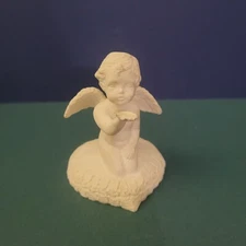 Vintage Artmark 3" Cherub Angel Kneeling on Heart With Hand Raised