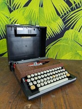 70s Royal 260 Vintage Typewriter With Radio In Case 60s thumbnail