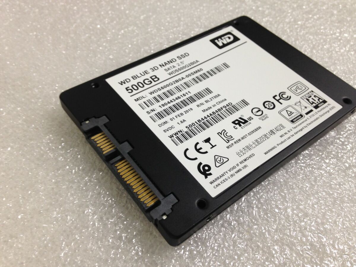 Western Digital WD BLUE 500GB SATA SSD WDS500G2B0A-00SM50 Western Digital WD BLUE 500GB SATA SSD WDS500G2B0A-00SM50