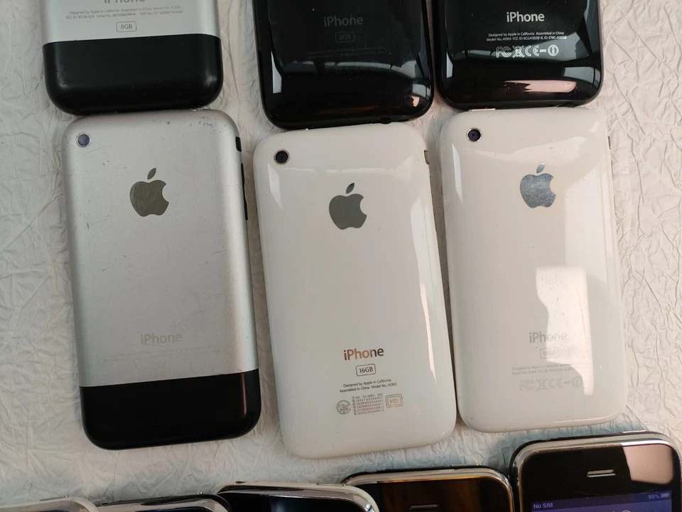 Teléfono Original Apple iPhone 2G 3G 3GS 4/8/16/32GB Desbloqueado BUENO para Colección Foto 4 de 4