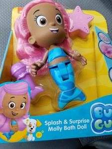 bubble guppies splash and surprise molly